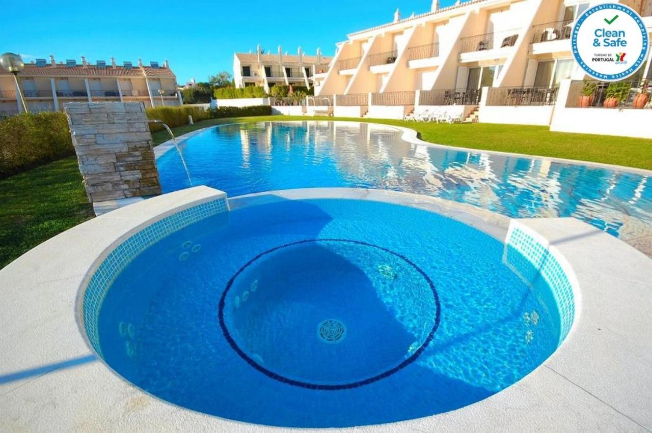 House F São Rafael Beach - Free Wifi&Airco, NETFLIX ready - 300m from the beach Albufeira Exterior foto