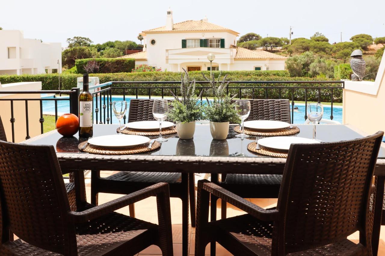 House F São Rafael Beach - Free Wifi&Airco, NETFLIX ready - 300m from the beach Albufeira Exterior foto