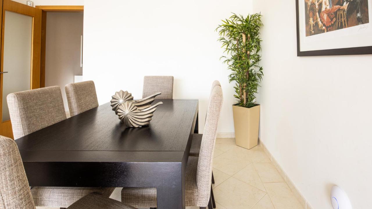 House F São Rafael Beach - Free Wifi&Airco, NETFLIX ready - 300m from the beach Albufeira Exterior foto